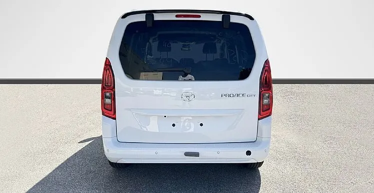 Zunanja slika - Toyota Proace - City Verso 1.5 D-4D S S Family 96kW - 4