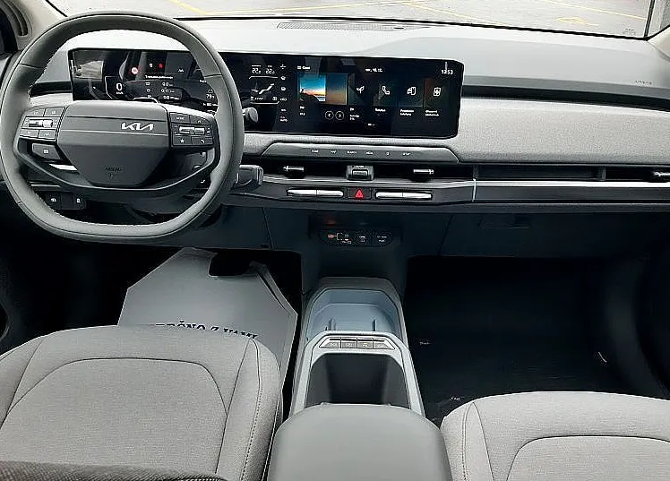 Zunanja slika - KIA EV3 - STAR 58.3 kWh baterija.doseg do 436km - 9