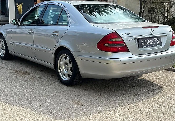Zunanja slika - Mercedes-Benz E-Razred - E 220 CDI Classic - 7