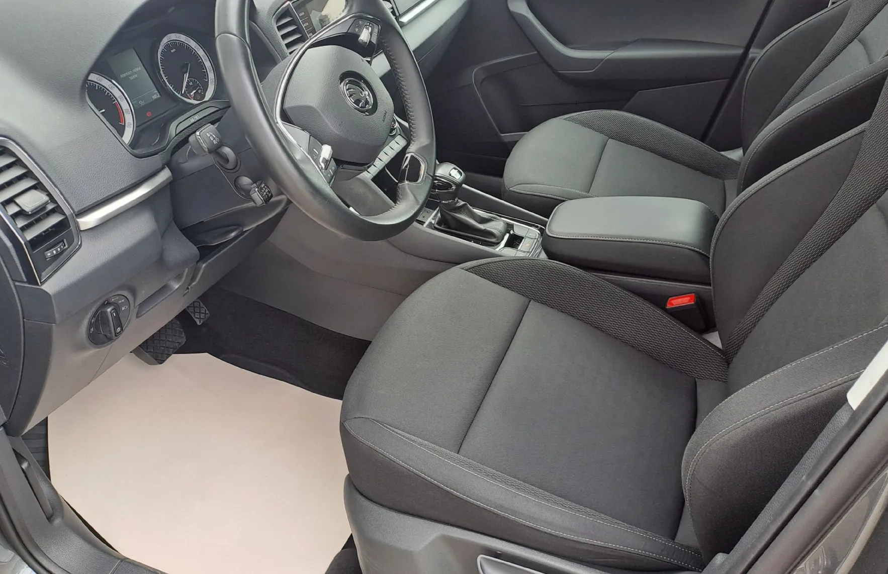 Zunanja slika - Škoda Karoq - 2.0 TDI Ambition DSG - 5