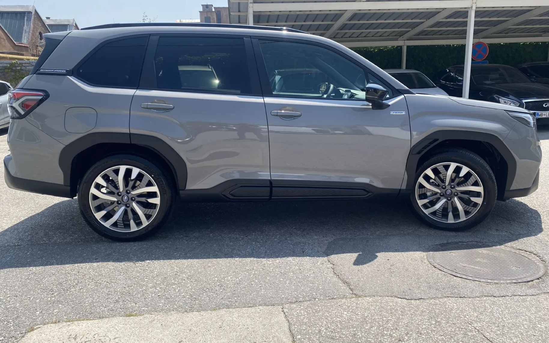 Zunanja slika - Subaru Forester - 2.0i CVT 4WD PREMIUM - 9