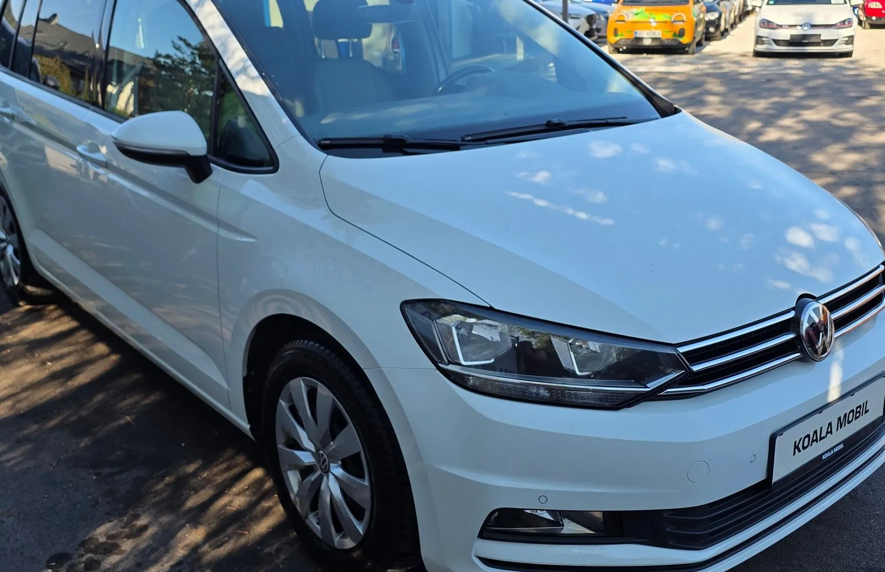 Zunanja slika - Volkswagen Touran - 2.0 TDI BMT HIGHLINE ZASLON-KLIMA-SLOVENSKI-1.LAST - 3