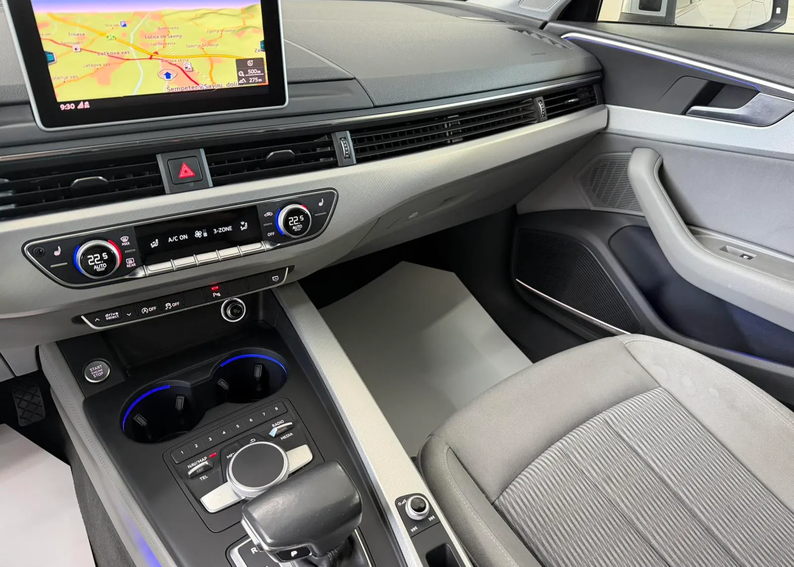 Zunanja slika - Audi A4 - 2,0 TDI Sport S tronic - 6
