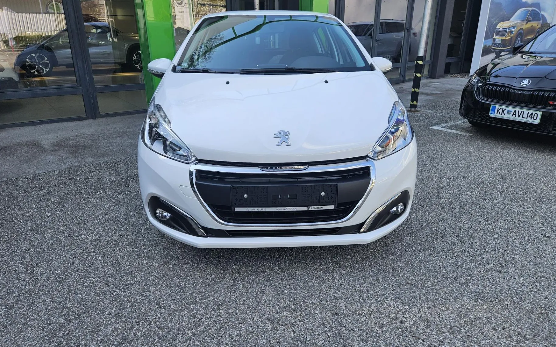 Zunanja slika - Peugeot 208 - 1.2 PureTech 82 Active - 2