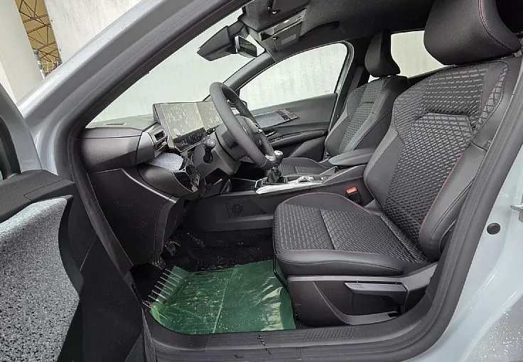 Zunanja slika - Renault Clio - 6 Techno TCE 115 2026 - 8