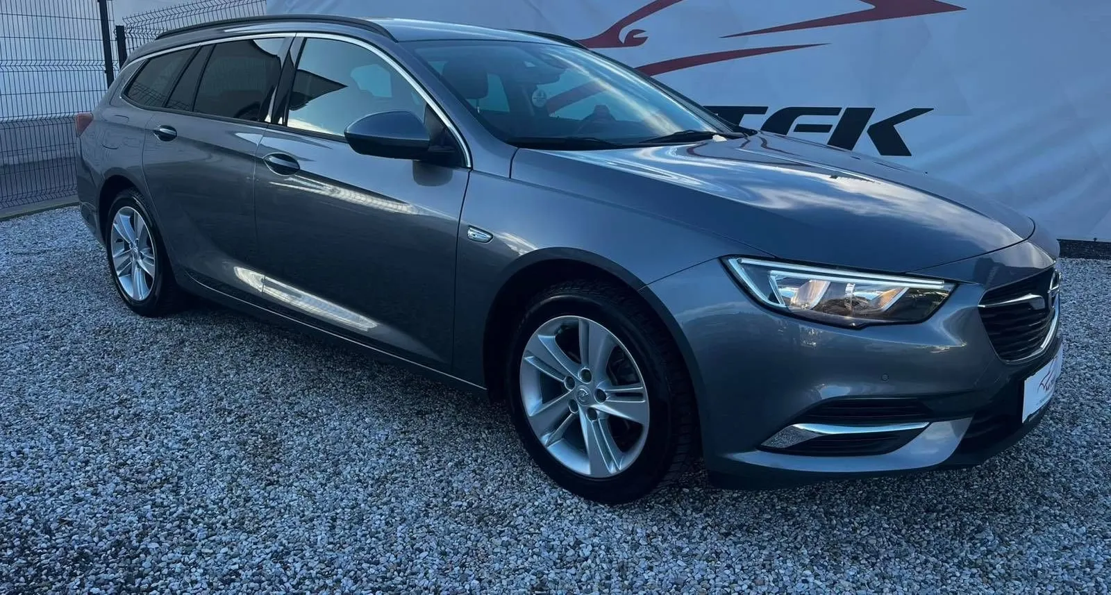 Zunanja slika - Opel Insignia - 1.6 SPORT-USNJE-NAVI-ACC-LINE ASIST-ALU... - 2