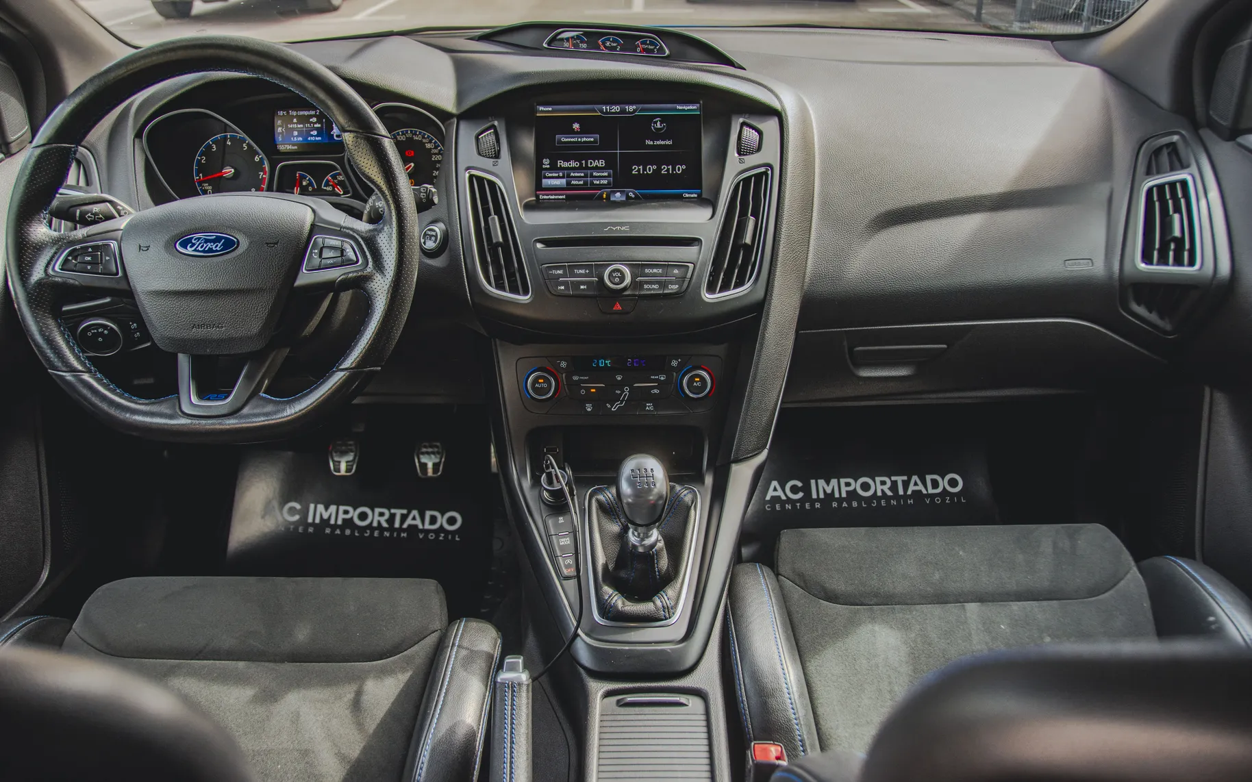 Zunanja slika - Ford Focus - 2.3 EcoBoost RS 4x4-RECARO-BREMBO-NAVI-SYNC-DAB-19 - 8