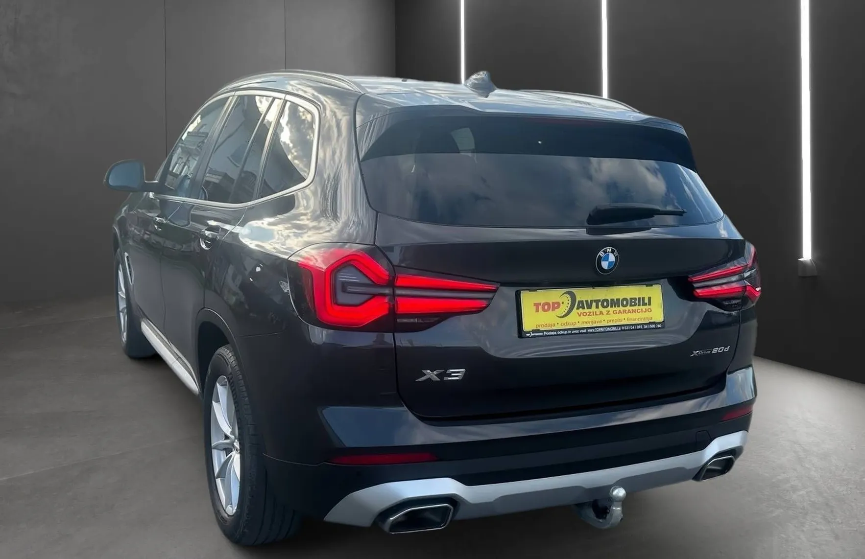 Zunanja slika - BMW X3 - serija : xDrive 20 D X LINE SAMO 68000 KM KOT NOV - 5