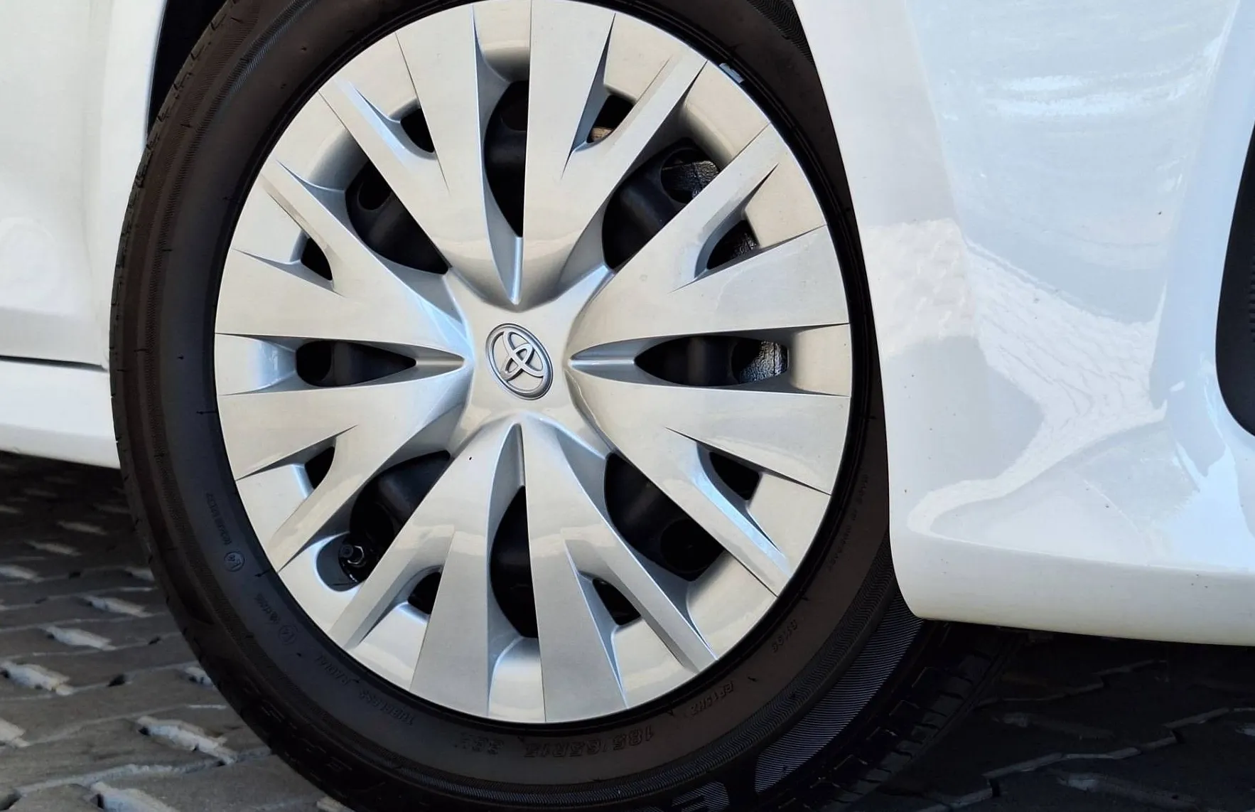 Zunanja slika - Toyota Yaris - Hybrid 1.5 VVT-i Luna •Slovensko vozilo•1.lastnik• - 8