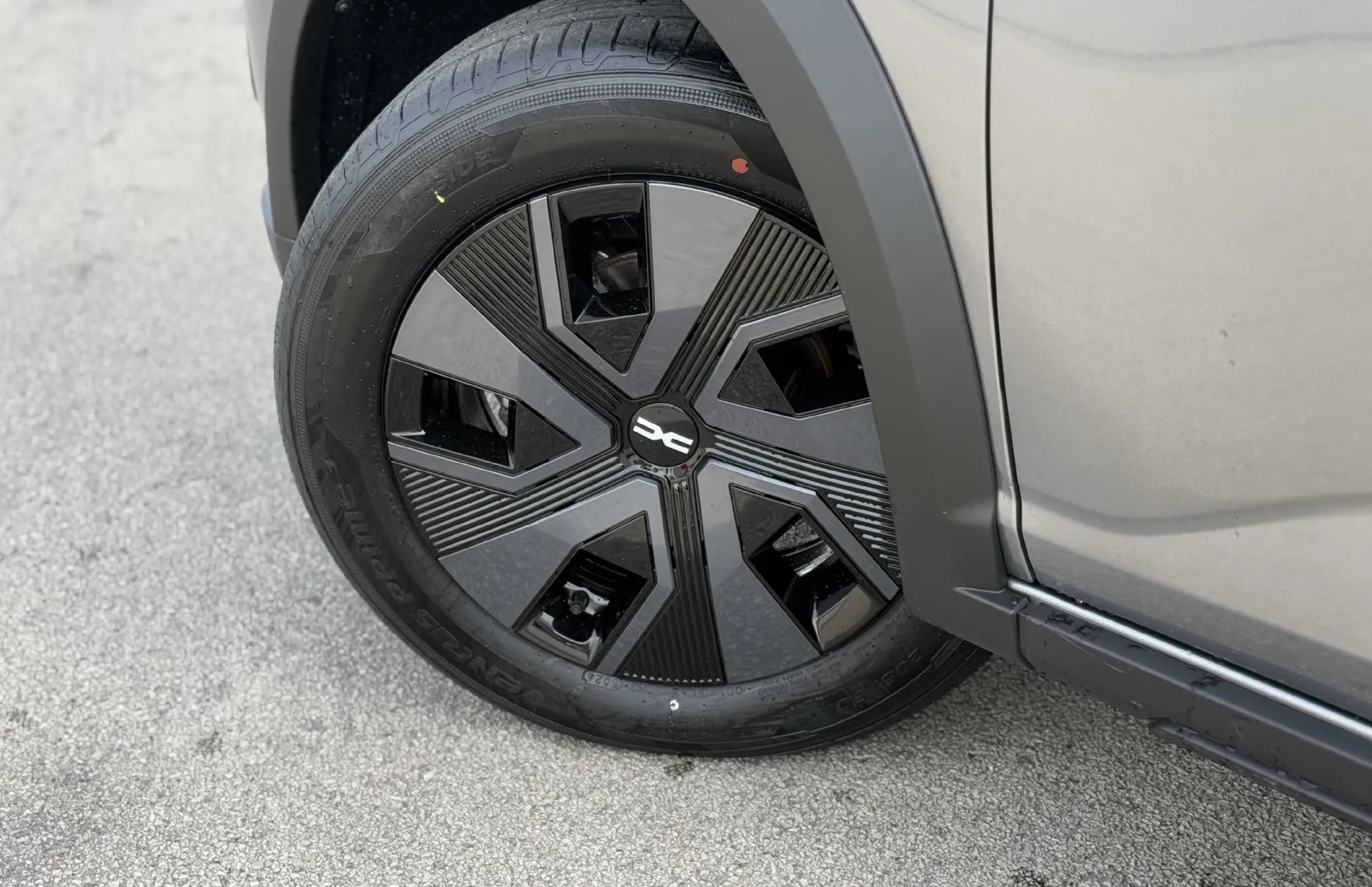 Zunanja slika - Dacia Sandero - 1.0 TCe 110 Stepway Essential - 7