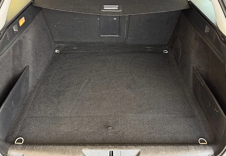 Zunanja slika - Peugeot 308 - 1.6 HDI avt. - LED - PDC - NAVI - ALU16 - 12