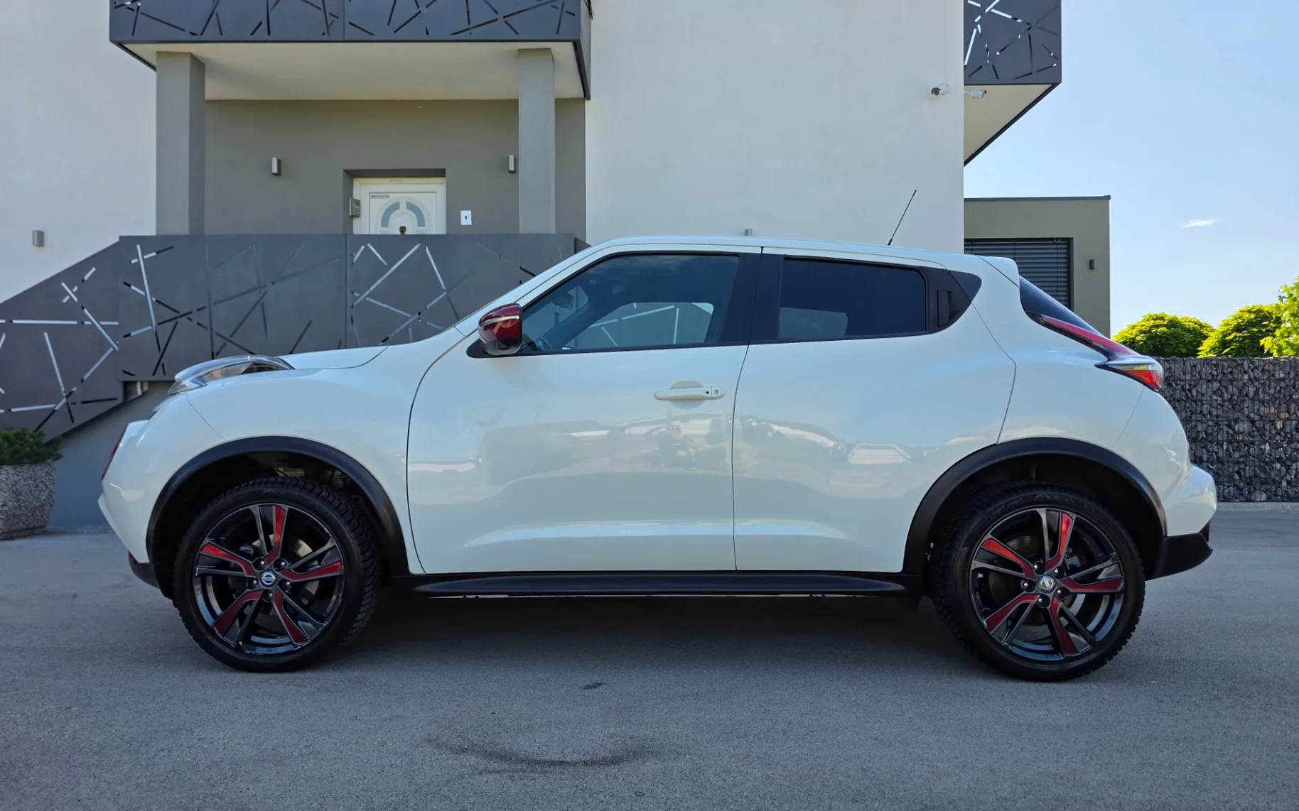 Zunanja slika - Nissan Juke - 1,2 DIG-T N-TEC - 2