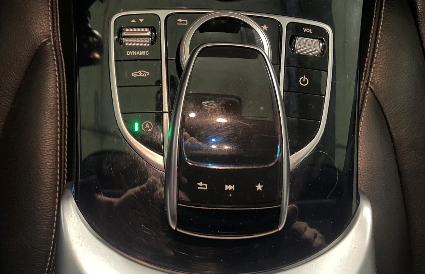 Zunanja slika - Mercedes-Benz C-Razred - C 220 d 4MATIC AMG Line Avt. LED.NAVI.USNJE.OGR.SE - 11
