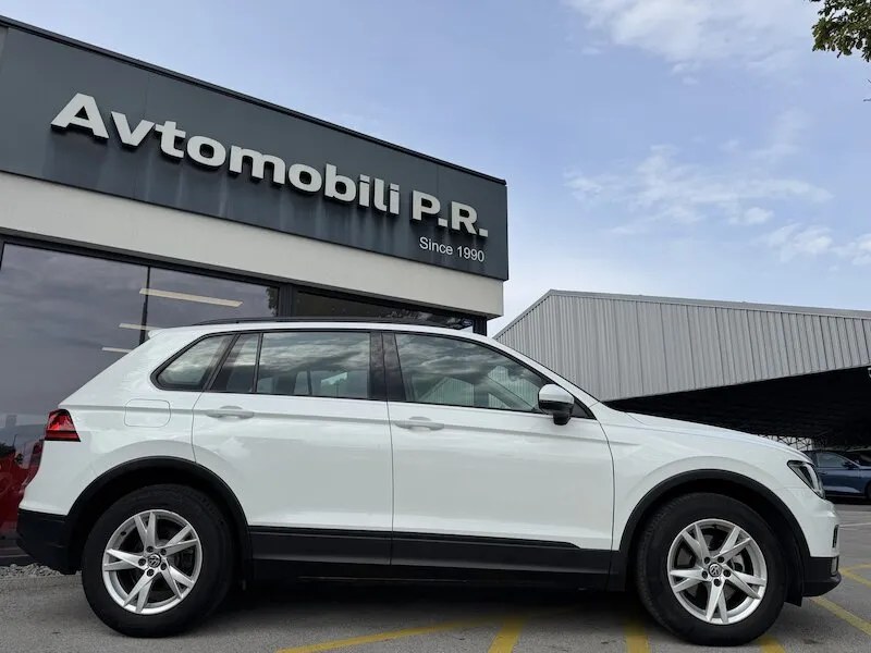 Zunanja slika - Volkswagen Tiguan - 2.0 TDI BMT ComfortlineED 115KM OPR. VELIKI SERVIS - 6