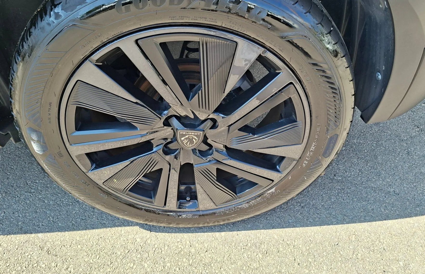 Zunanja slika - Peugeot 2008 - 1.2 MHEV  136  145 GT Avt. - 5