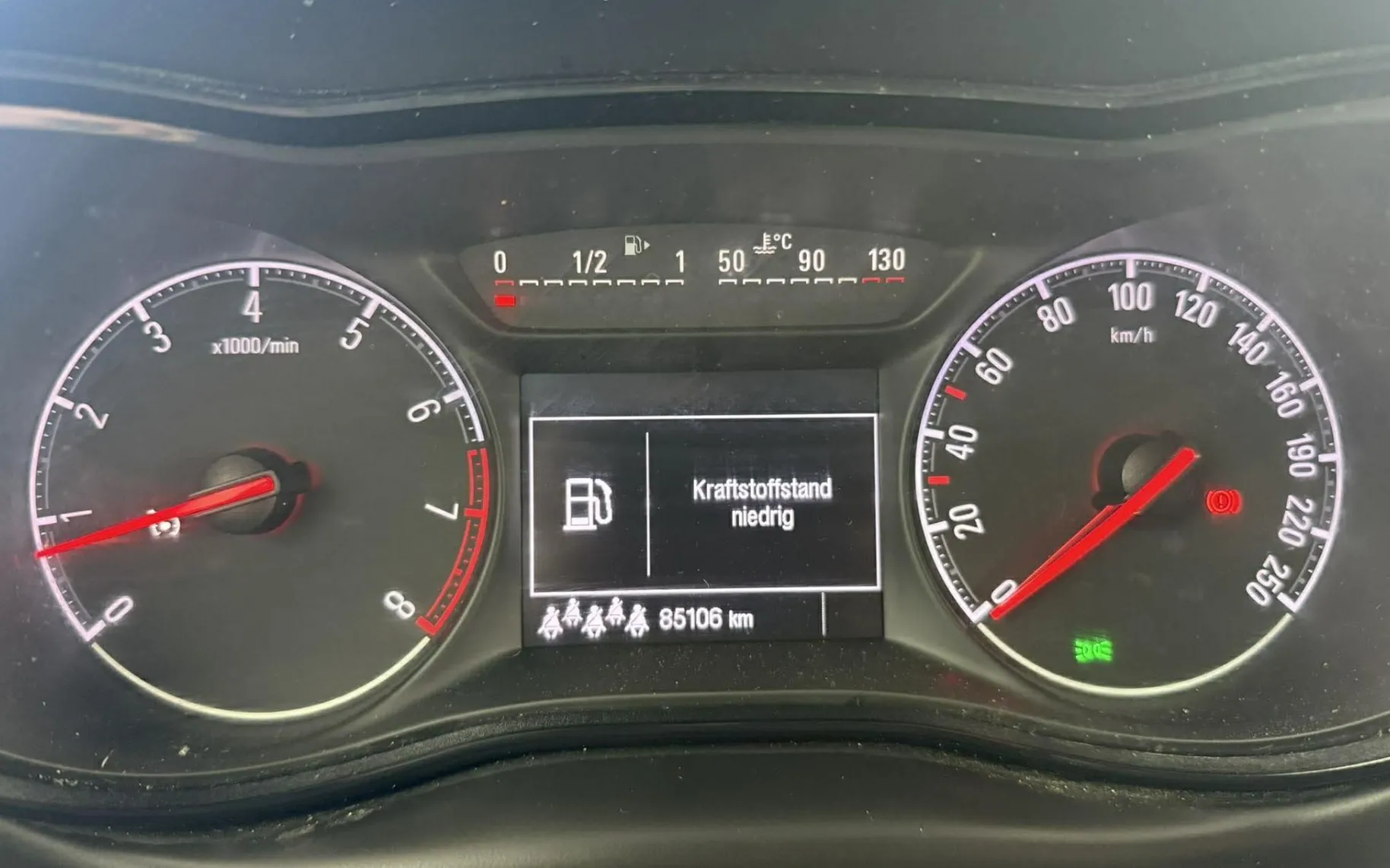 Zunanja slika - Opel Zafira - 1.4 TURBO 103KW.NEMŠKI.NAVI.ALU.LED.SAMO 85.000 KM - 5