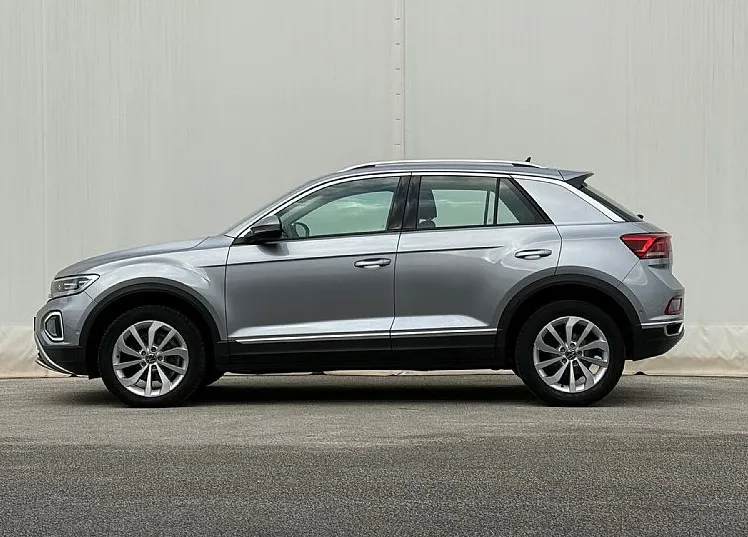 Zunanja slika - VW T-Roc - 1.5 TSI avt. Style KAMERA - 14