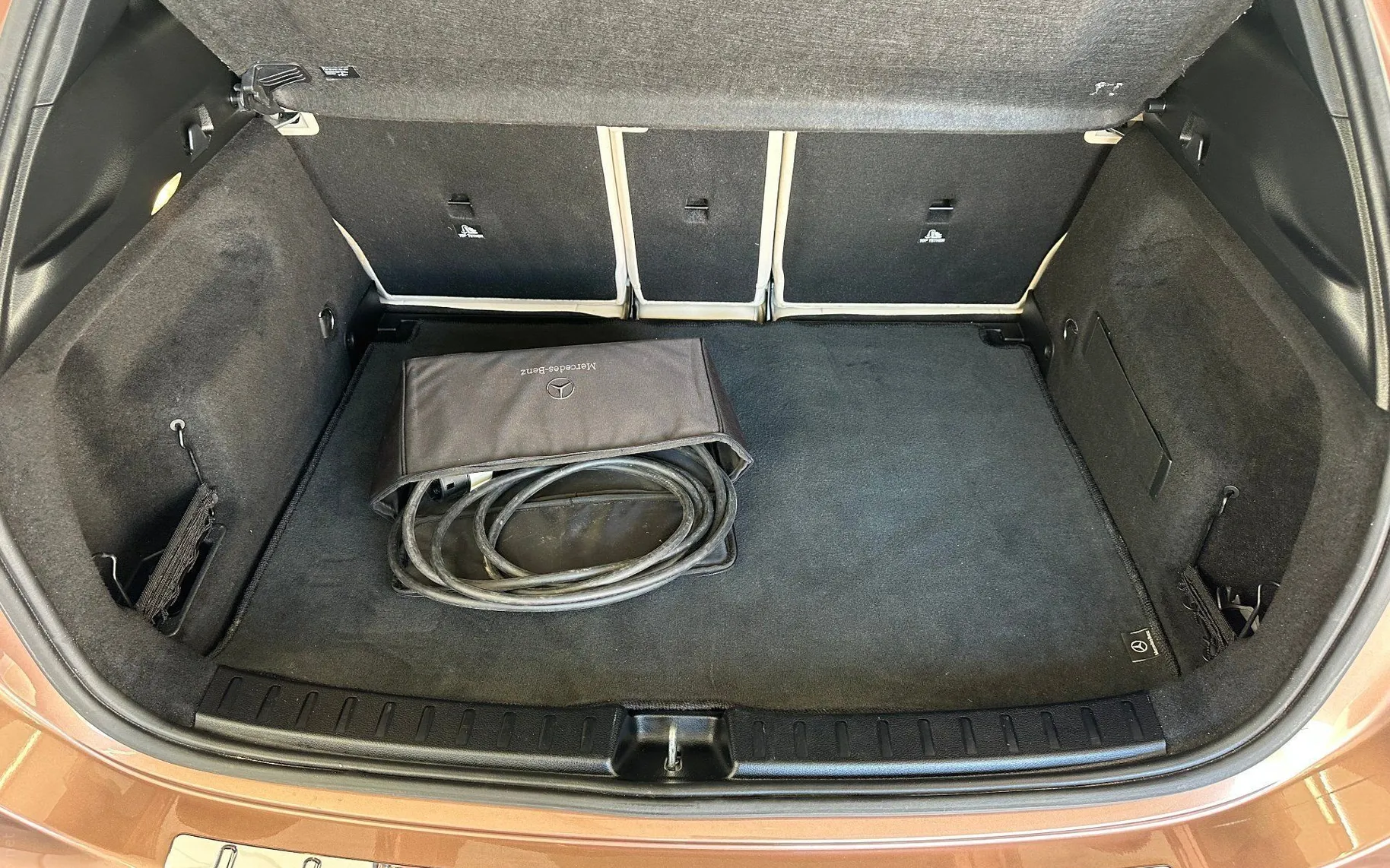 Zunanja slika - Mercedes-Benz GLA-Razred - 250 e Avt.KAMERA.NAVI.ACC.LED.USNJE.SAMO 49.000 KM - 4