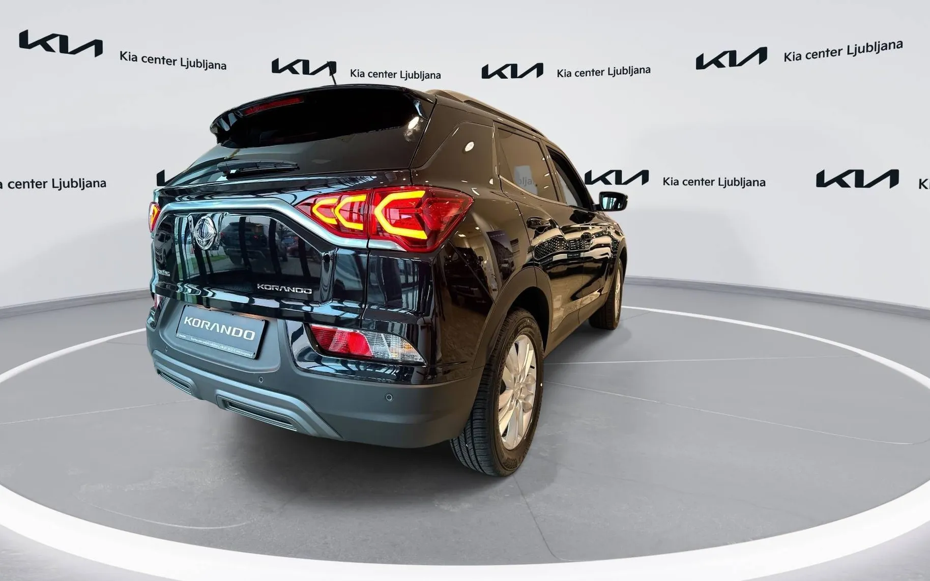 Zunanja slika - SsangYong Korando - 1.5 T-GDi Style 4WD MT6... - 5