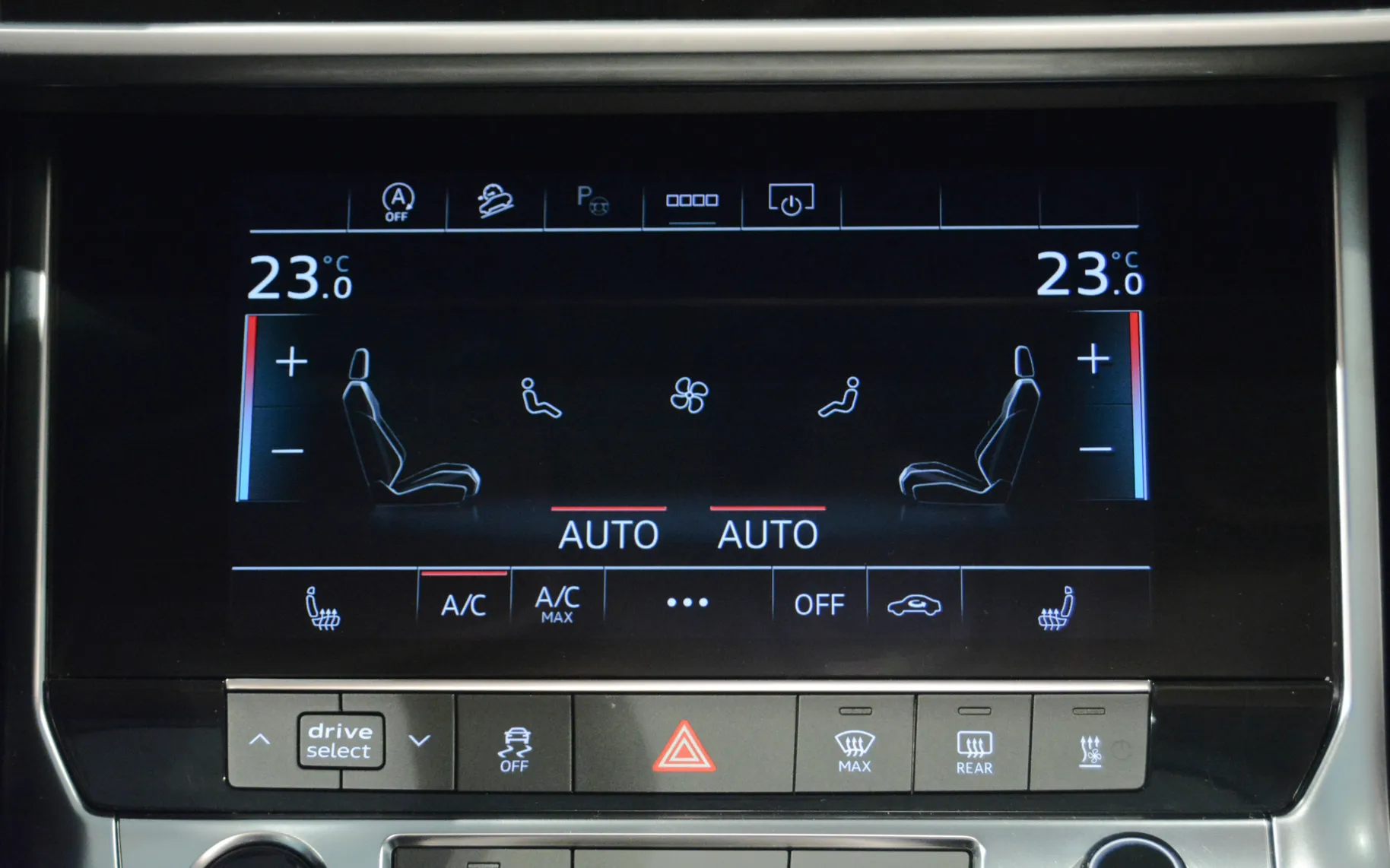 Slika poškodbe - Audi A6 - Allroad 40TDI quattro Stronic ACC-ZRAČ.VZMETENJE-KLJUKA - 31