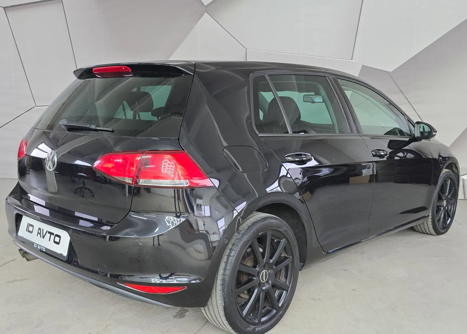 Zunanja slika - VW Golf - 2,0 TDI BMT Highline - 2