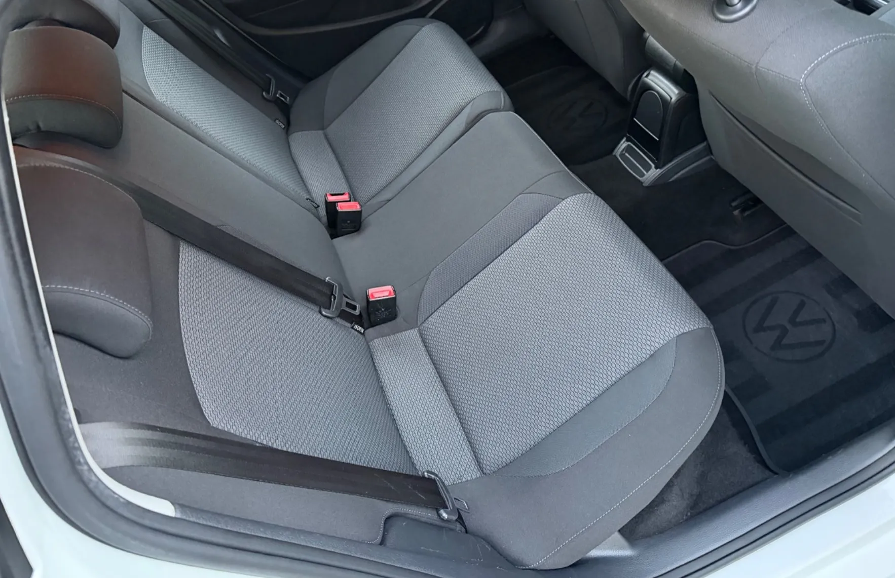 Zunanja slika - Volkswagen Polo - 1.4 TDI Highline PERLA BELA NAVI PDC ALU15 - 12