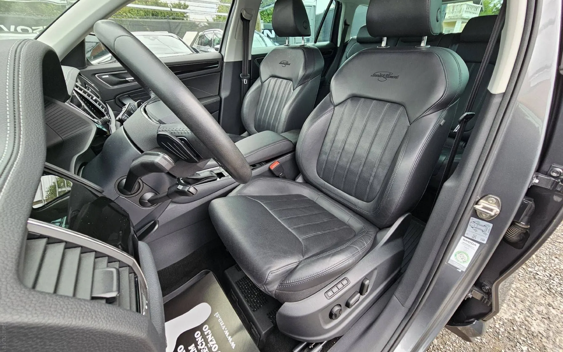 Notranja slika - Škoda Kodiaq - L K 2.0 TSI 4X4 DSG |VIRTUAL|3D-KAM|HL-SED|RADAR| - 8