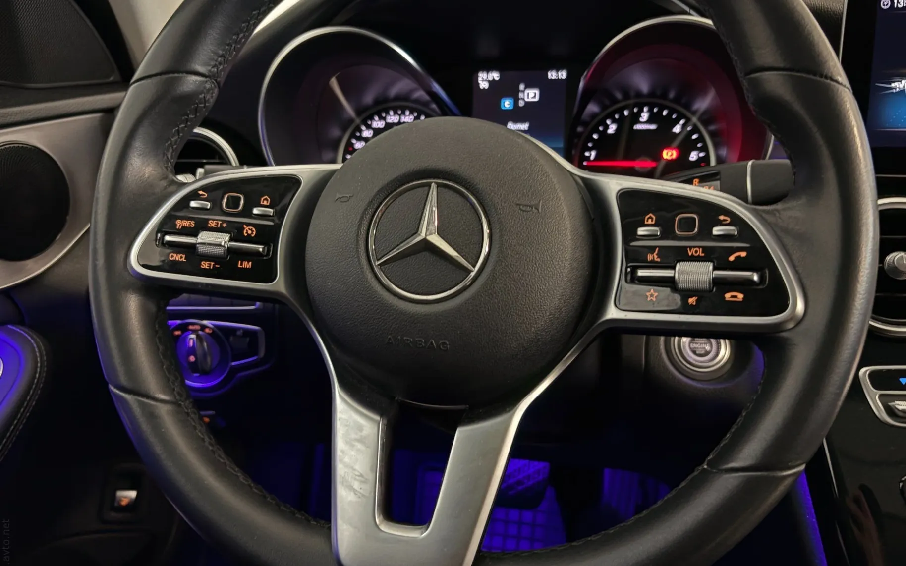 Notranja slika - Mercedes-Benz C-Razred - 220d T AMG-Line|Tempomat|Panorama|Kamera|MrtviKot| - 11