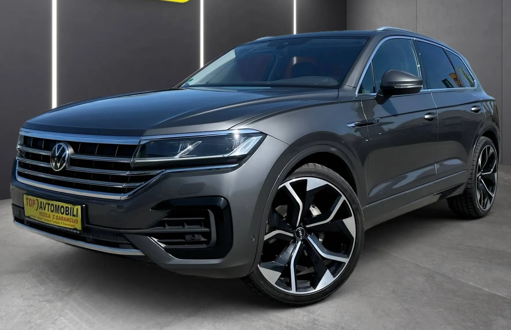 Zunanja slika - VW Touareg - 3.0 V6 TDI R LINE SPORT MATRIX RADAR KAMERA VIRT.. - 1