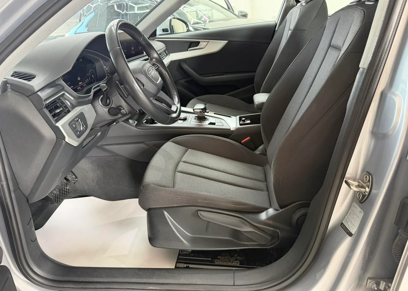 Zunanja slika - Audi A4 - Avant 2,0 TDI Sport S tronic - 7
