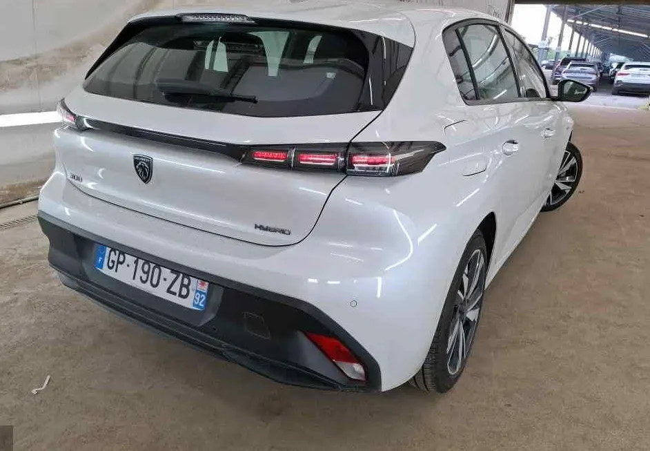 Zunanja slika - Peugeot 308 - 1.6 PHEV 133 KW  Pack Avt.NAVI.43.OOO KM - 1