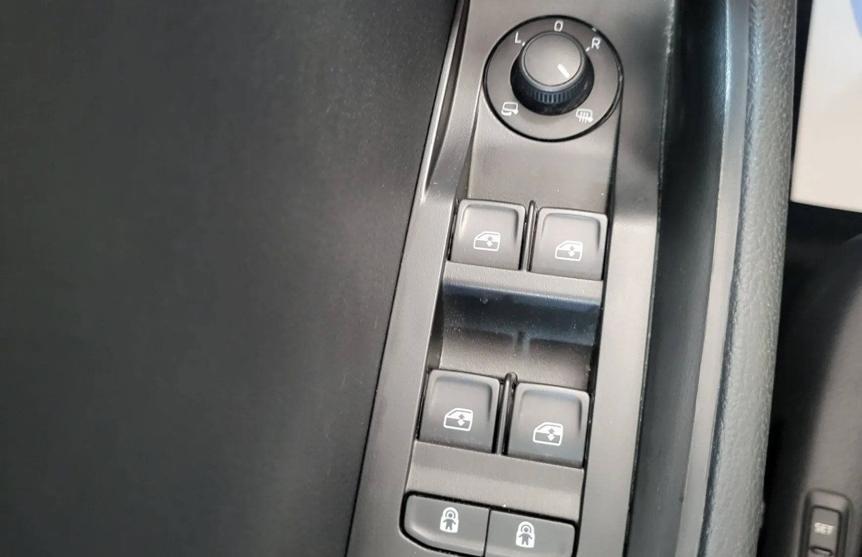 Zunanja slika - Škoda Superb - Combi 2.0 TDI DSG slo-pdc-alu-acc-led-el.paket - 14