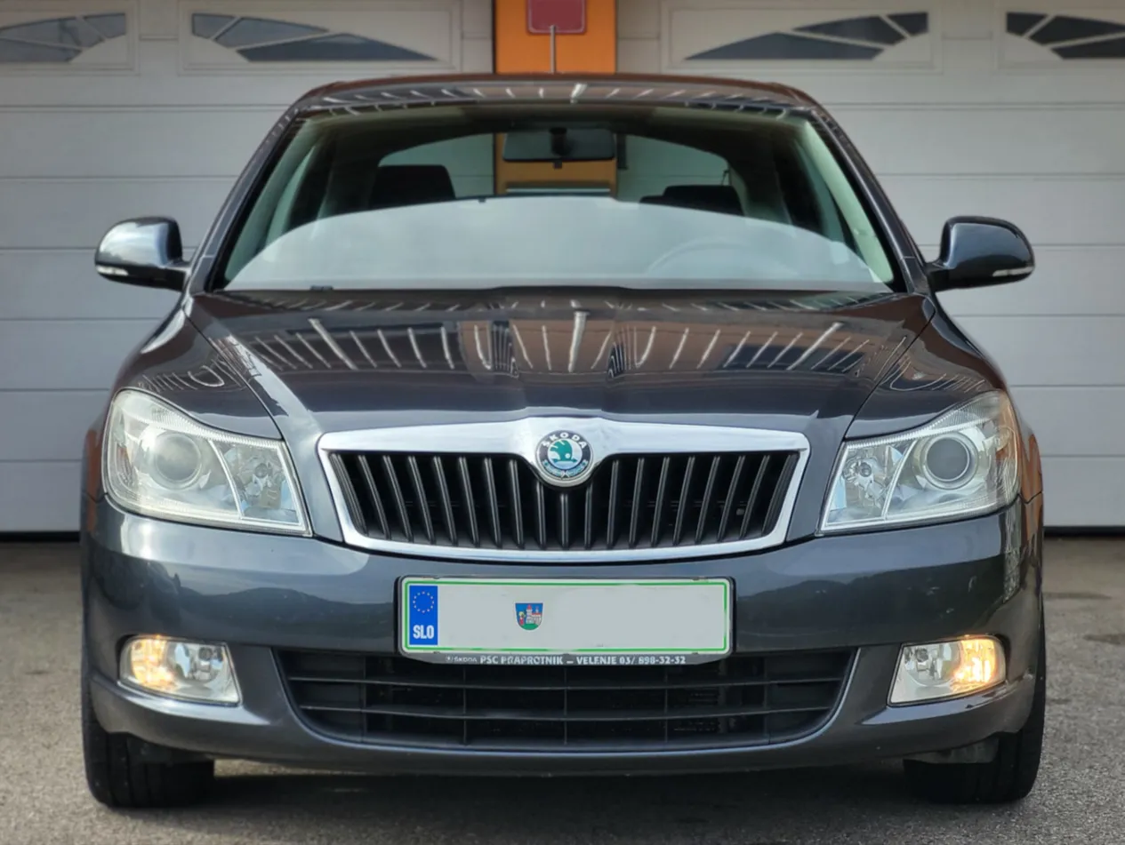 Zunanja slika - Škoda Octavia - 1,6 CR TDI DPF Family - 2