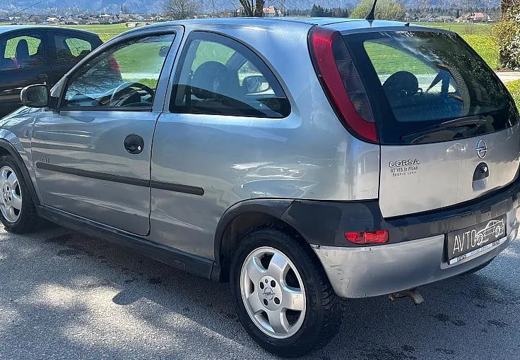 Zunanja slika - Opel Corsa - Club 1.2 16V - 7