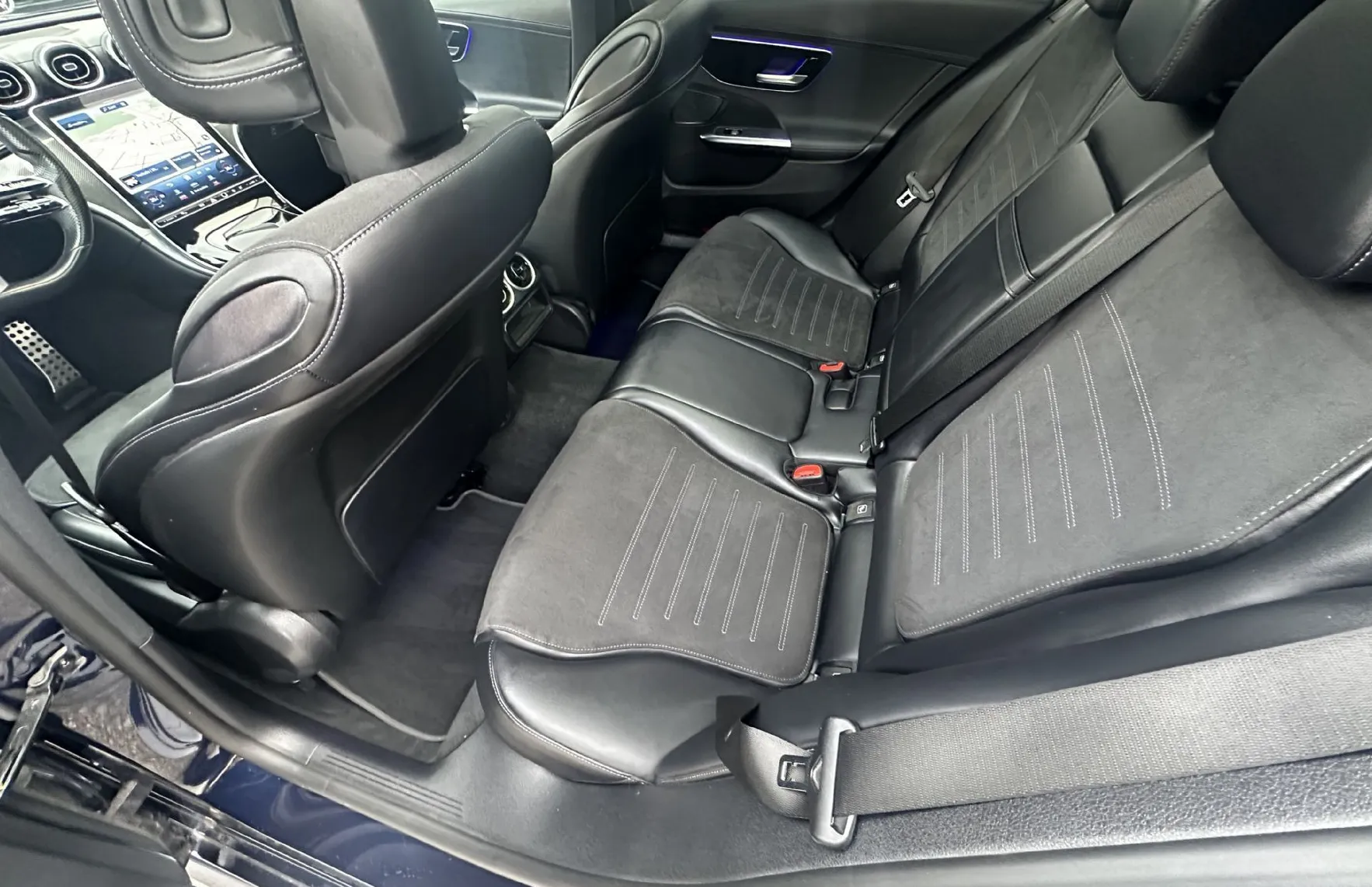 Zunanja slika - Mercedes-Benz C-Razred - C 200 T AMG Line Avt..KAMERA.USNJE.NAVI.PANORAMA - 12