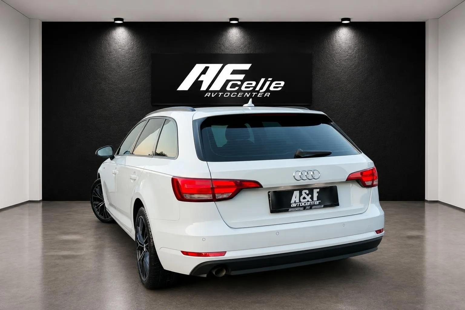 Zunanja slika - Audi A4 Avant - 2.0 TDI-XENON LED-LIZING ZA TUJCE - 6