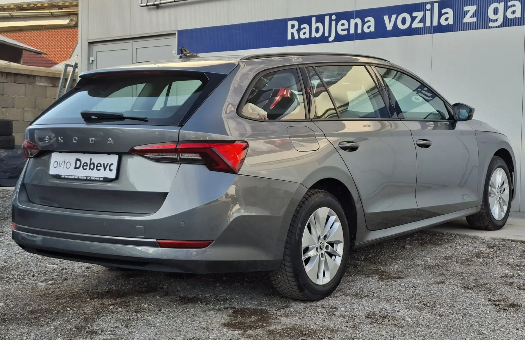 Zunanja slika - Škoda Octavia - 2.0 TDI Ambition DSG 110 kW - 4