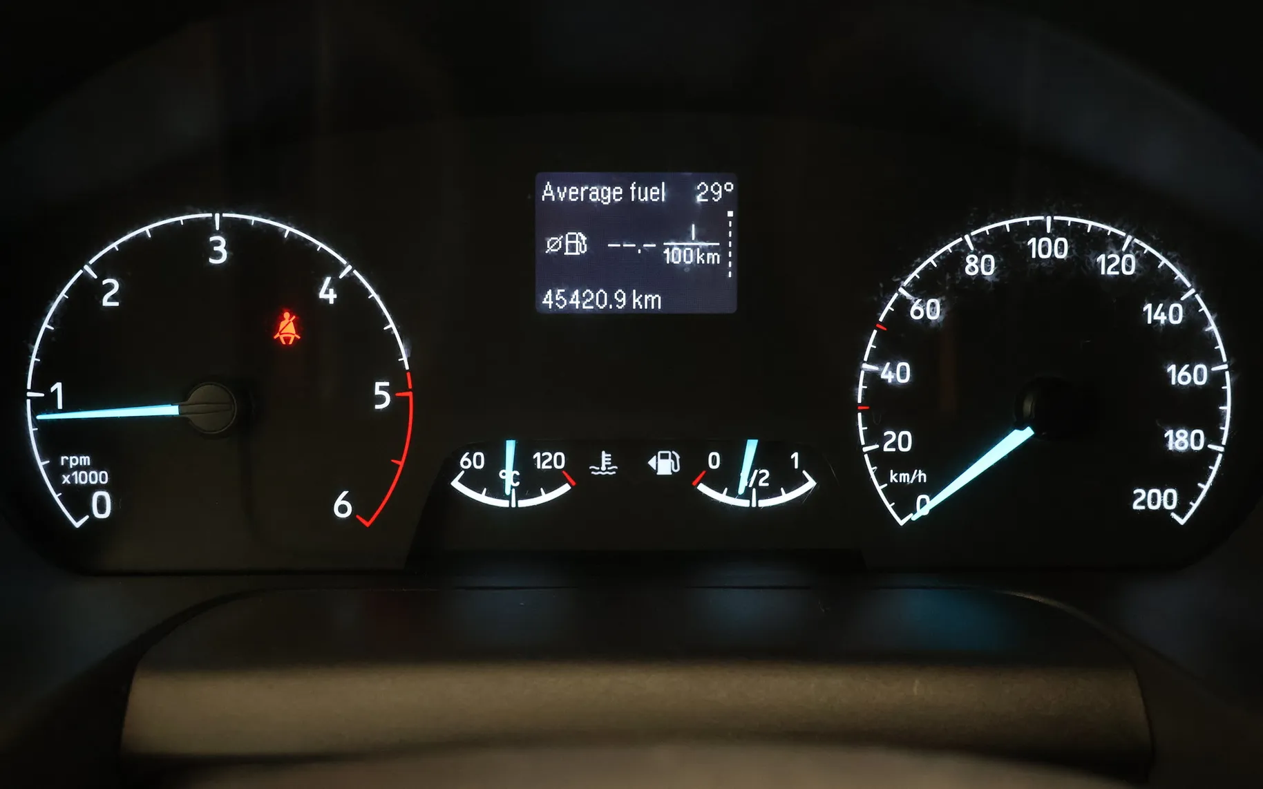Zunanja slika - Ford Transit Custom Combi - Transit 2.0 TDCi 131KM 1+8 - 11