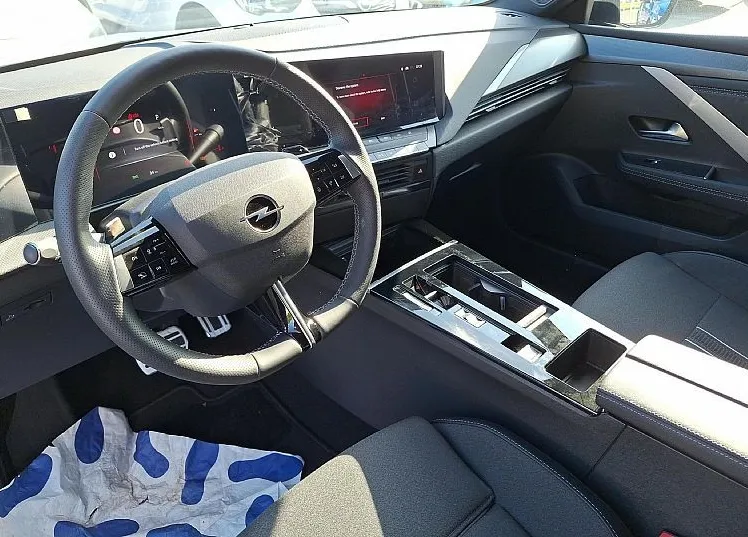 Zunanja slika - Opel Astra - GS 1.2 TURBO ST |Automatik | AKCIJA | Dnevna Regis - 9