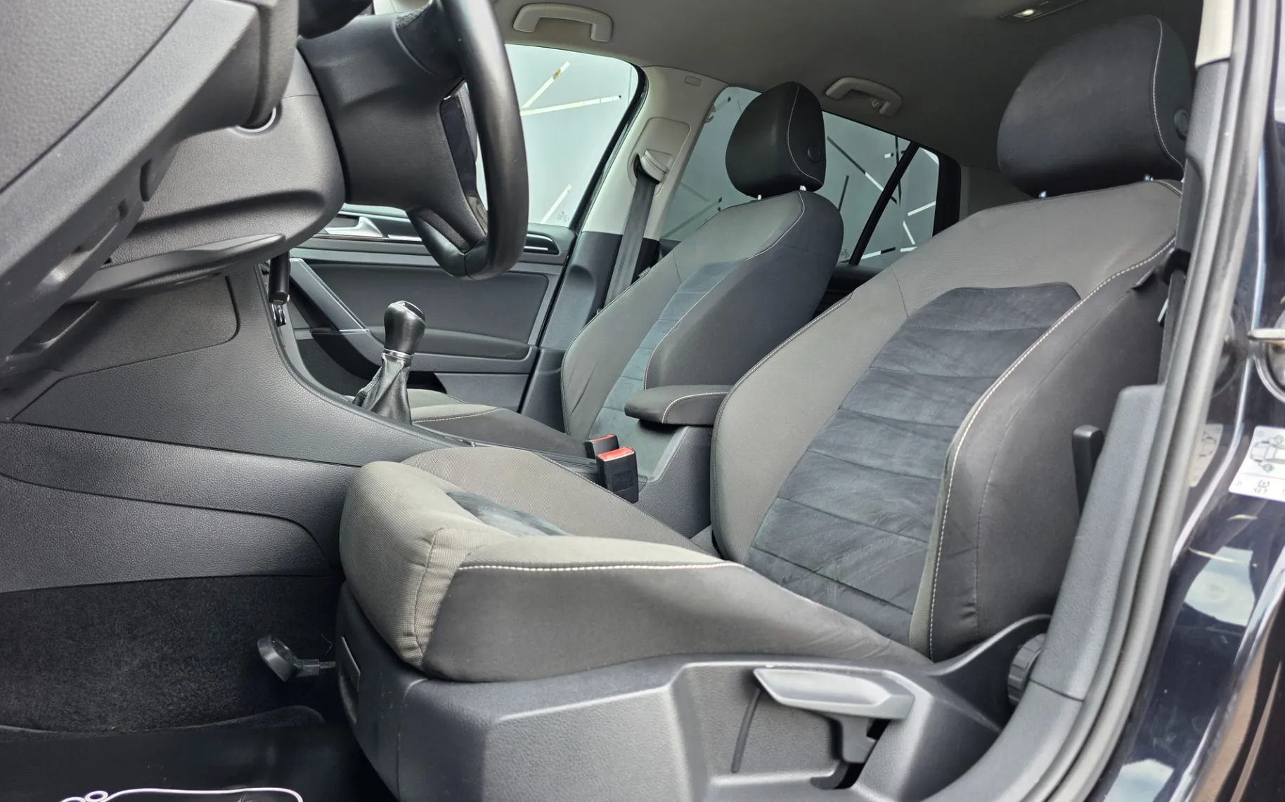 Zunanja slika - Volkswagen Golf - 2,0 TDI BMT Highline - 10