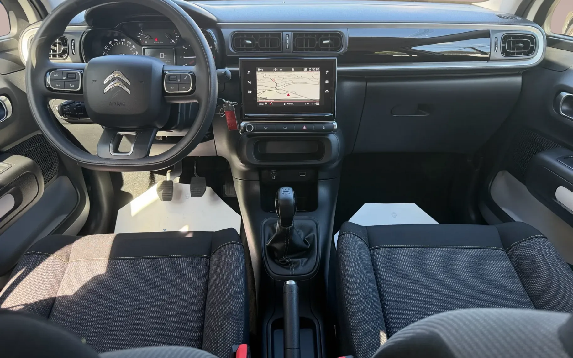Zunanja slika - Citroën C3 - 1,2 PureTech 83 S&S Shine - 10