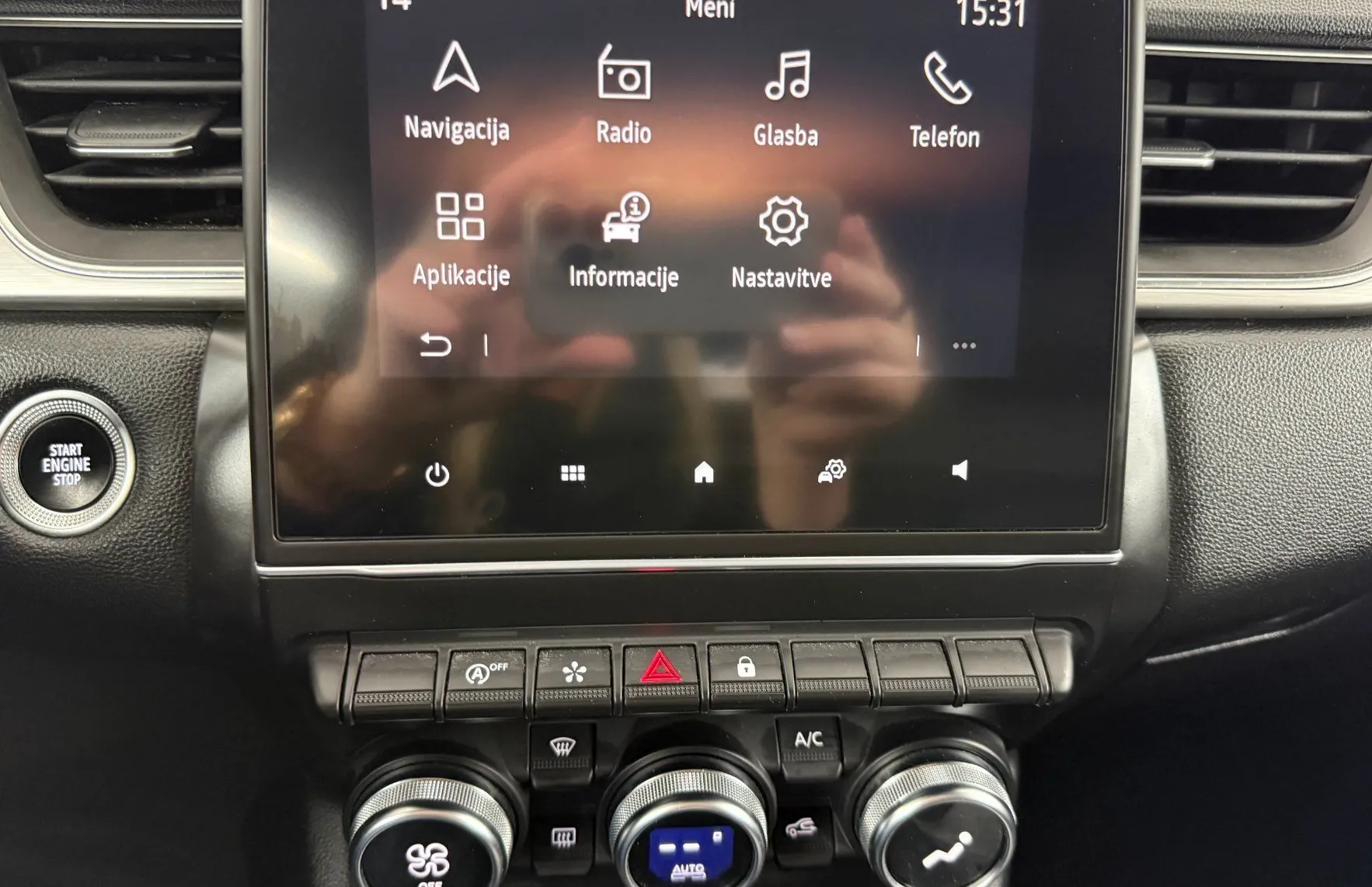 Zunanja slika - Renault Captur - TCe 100 Zen.nizozemec.navi.led.usnje.pdc.kljuka. - 18