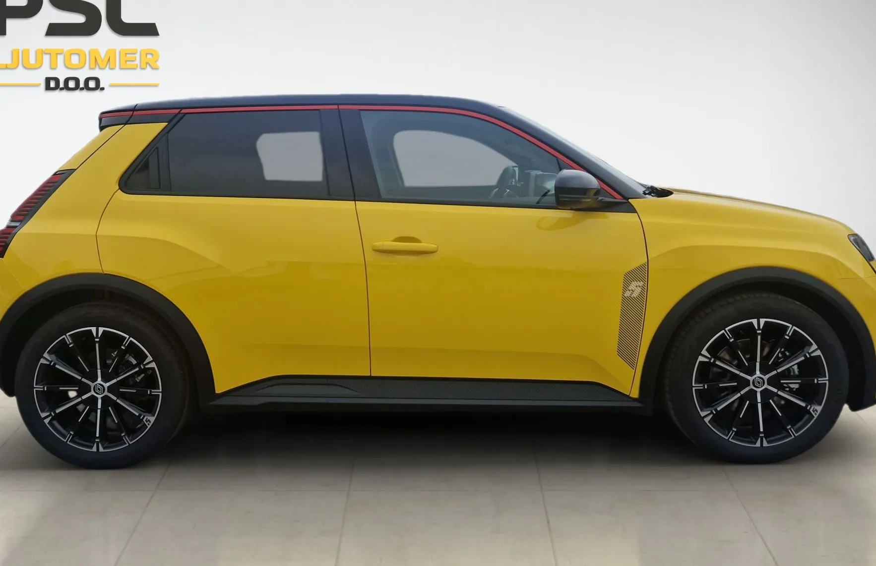 Zunanja slika - Renault 5 E-tech - techno EV40 90kW +  PAKET ZIMA IN UDOBJE - 8