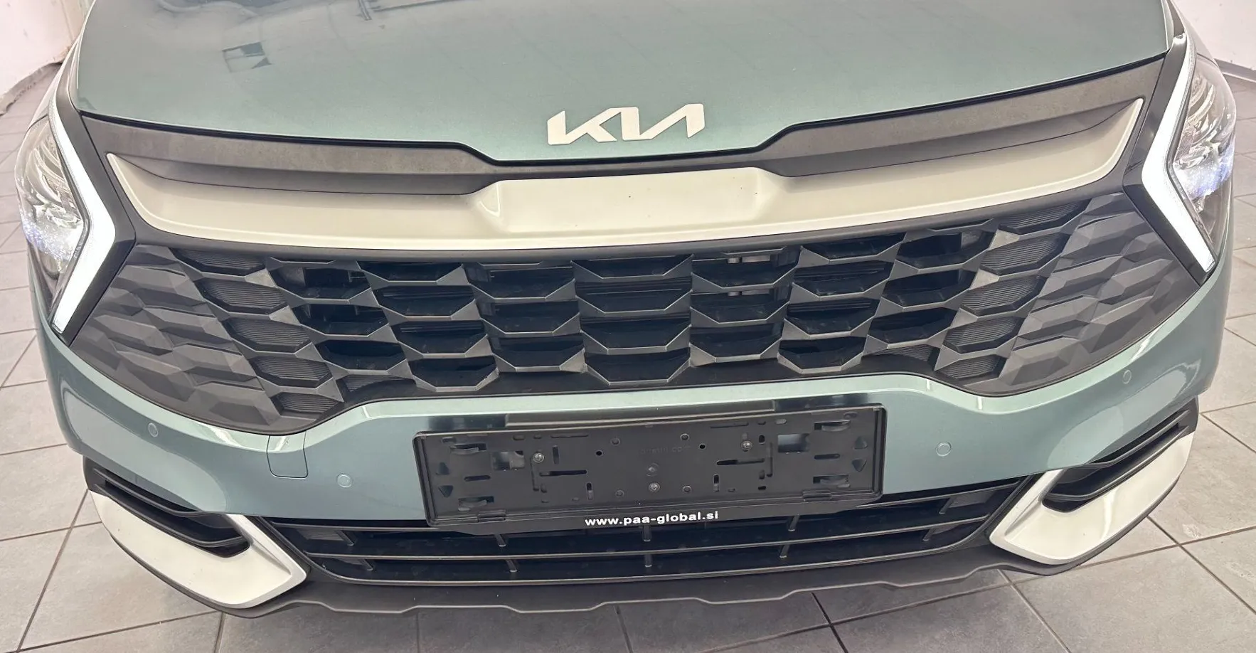 Zunanja slika - KIA Sportage - 1.6 CRDI MHEV 2WD.KAMERA.LED.2023.NAVI - 13