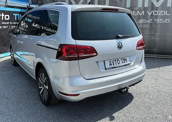 Zunanja slika - VW Sharan - 2.0 TDI BMT SCR HIGHLINE BIXENON PANO ACC KAMERA - 3