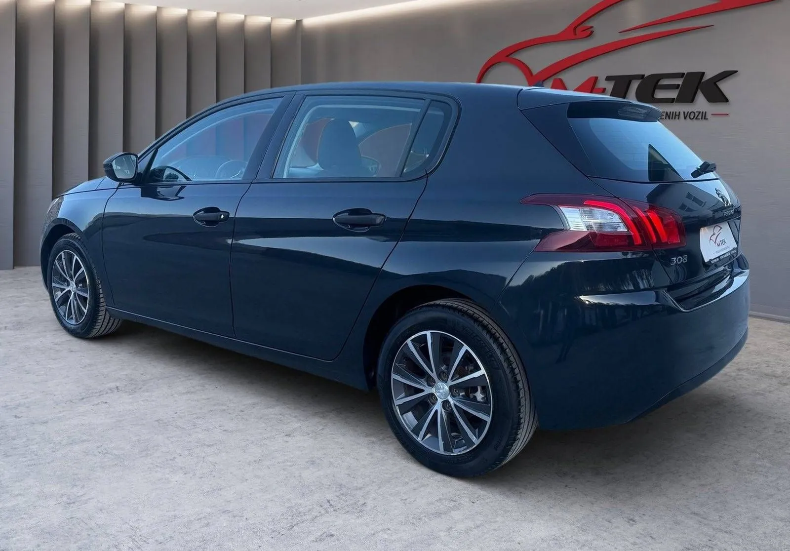 Zunanja slika - Peugeot 308 - 1.2 PureTech 110ks ACCESS... - 4