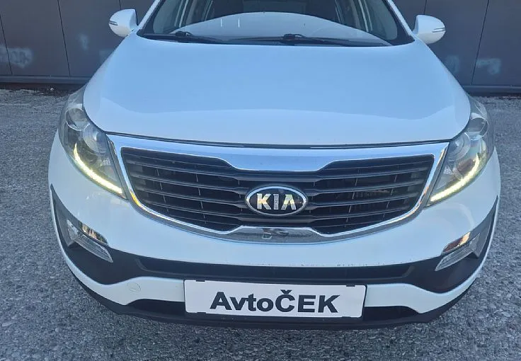 Zunanja slika - KIA Sportage - 1.7 CRDi + BREZ POLOGA TUDI ZA TUJCE - 2