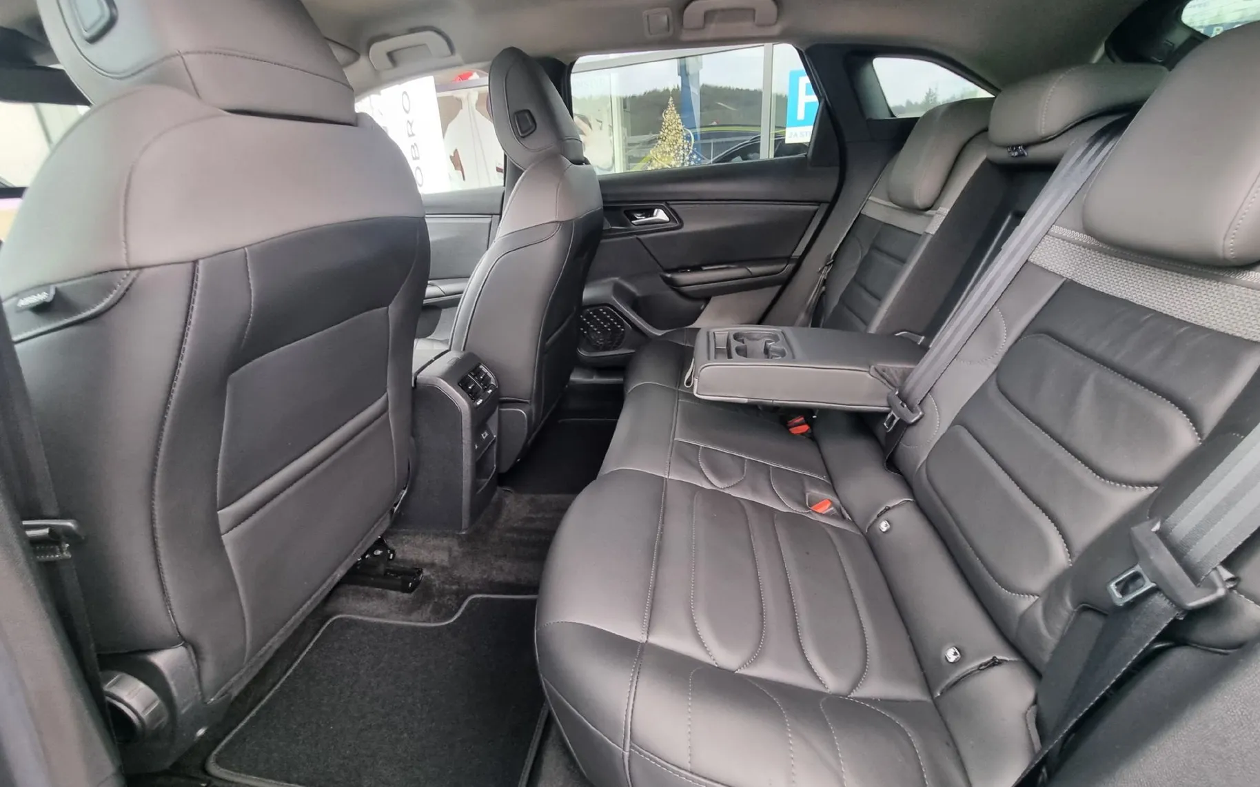Zunanja slika - Citroën C5 - X Shine 1.2L PureTech 130 AVTOMATIK - SAMO 17.600KM - 9