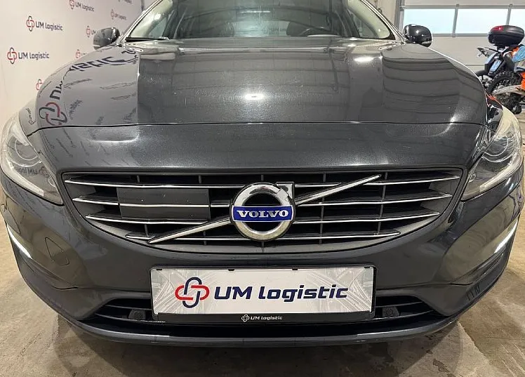 Zunanja slika - Volvo V60 - D3 Momentum-XENON-PDC-NAVI - 2