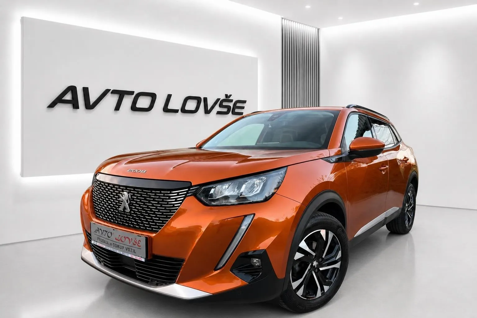Zunanja slika - Peugeot 2008 - 1.2 PURETECH 130 ALLURE-1 LASTNICA-ALU-NAVI-KAM... - 1